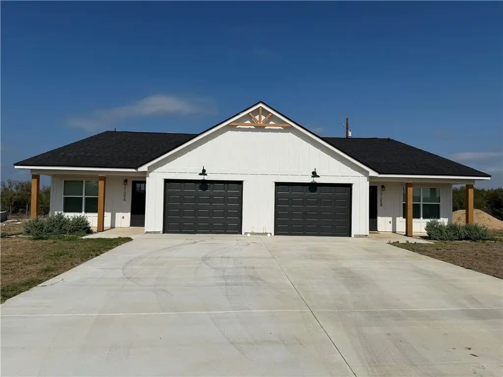 2105 Vista Rosa, Three Rivers, TX 78071 - Image #1