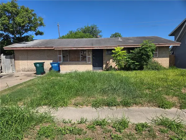 2018 Braeswood Drive, Corpus Christi, TX 78412