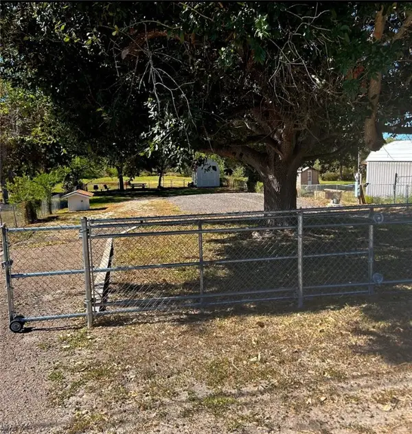 9637 County Road 505, Mathis, TX 78368