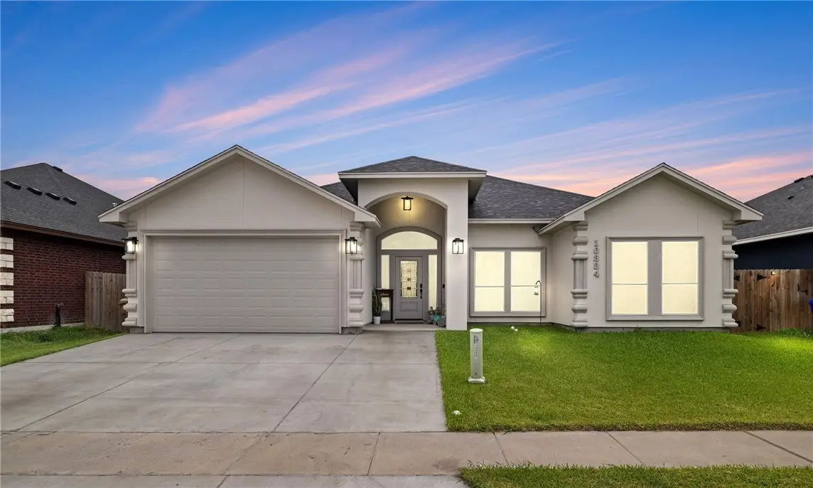 10334 Stone Creek Dr, Corpus Christi, TX 78410 - Image #1