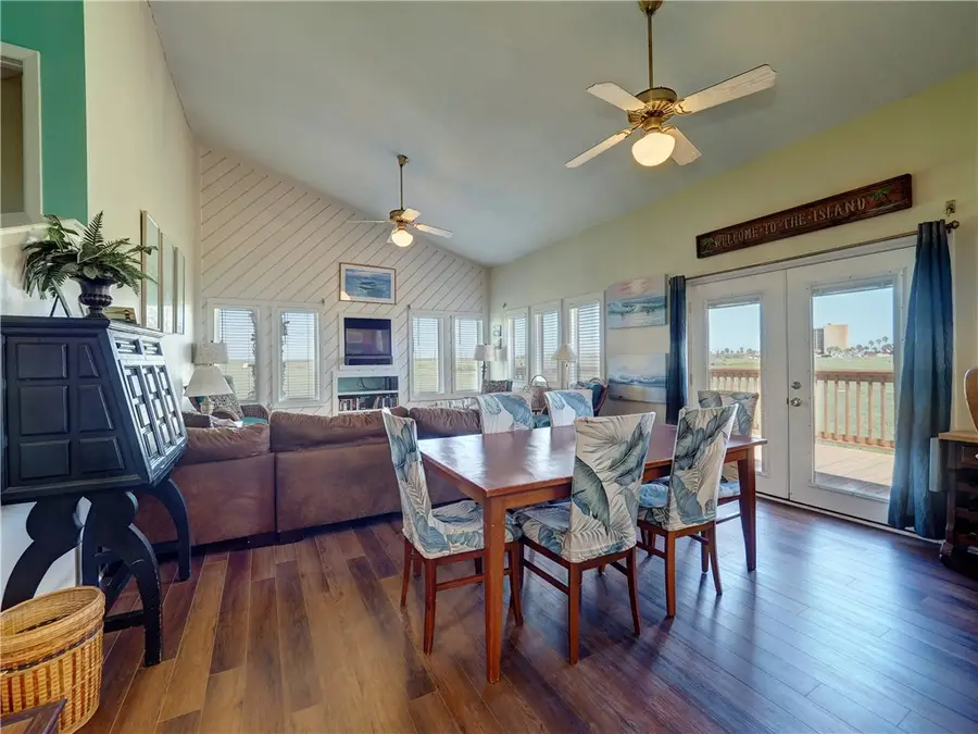 6877 State Highway 361 #28, Port Aransas, TX 78373 - Image #3