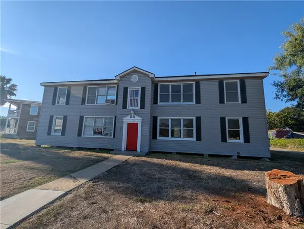 740 Texas Avenue, Corpus Christi, TX 78404