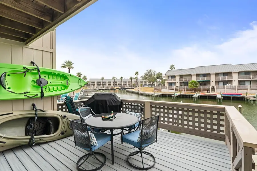 1903 Bayhouse, Rockport, TX 78382 - Image #2