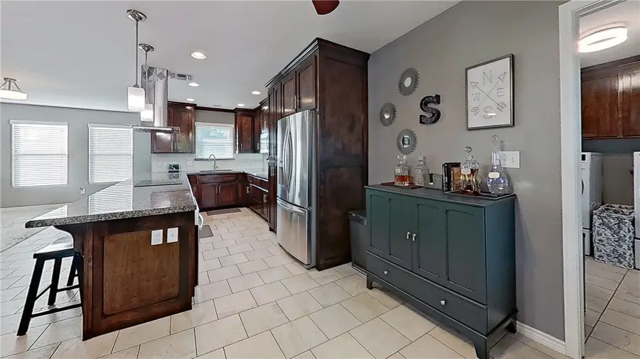 1118 Stratton Drive, Corpus Christi, TX 78412 - Image #3