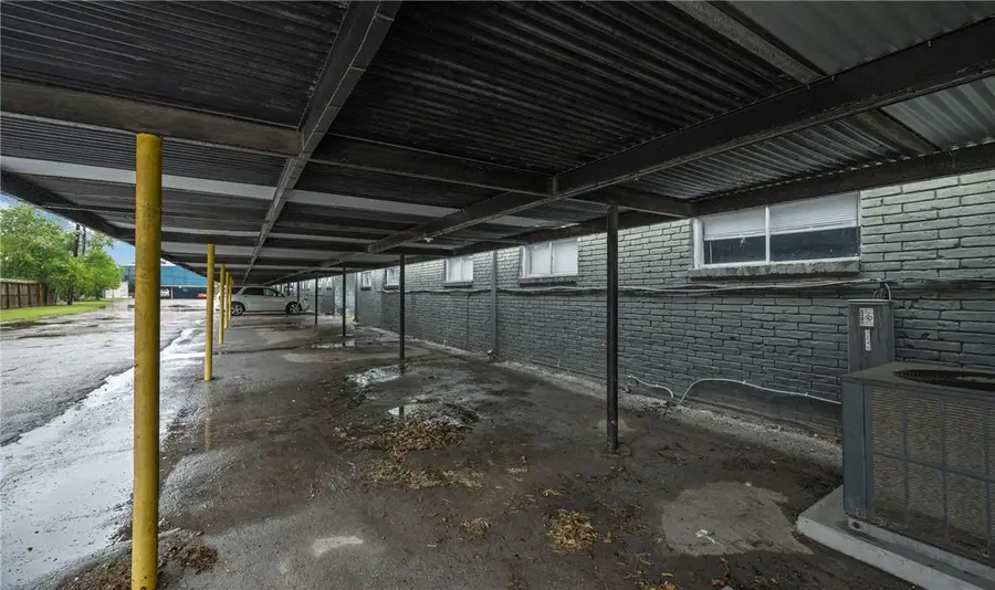 3233 S Staples Street #3, Corpus Christi, TX 78411 - Image #3