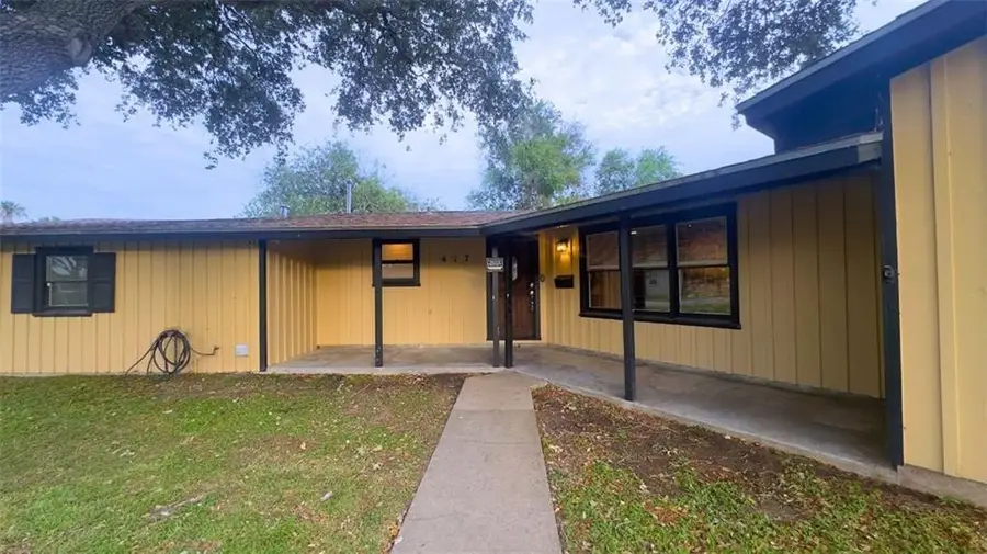 417 Canterbury Drive, Corpus Christi, TX 78412 - Image #3