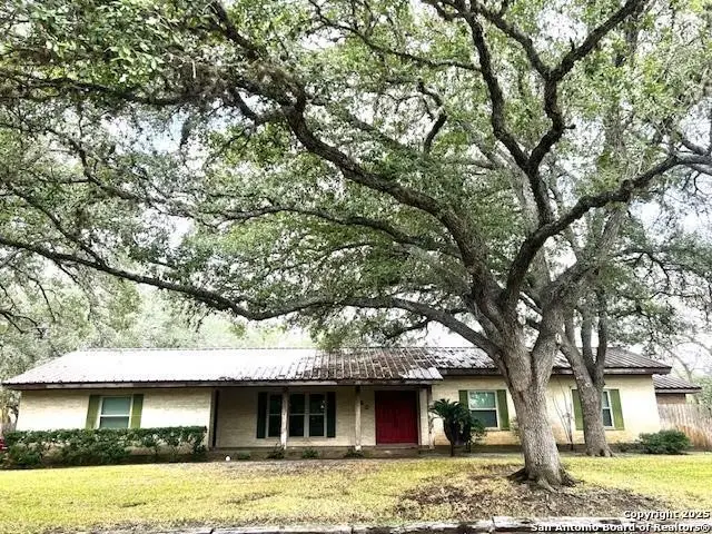 40 Encino Loma, Beeville, TX 78102 - Image #3