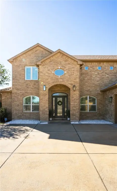 5921 Lago Vista Drive, Corpus Christi, TX 78414 - Image #2