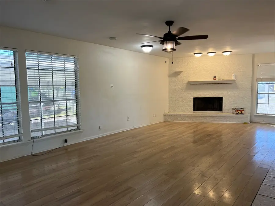 24748 County Road 350, Mathis, TX 78368 - Image #2