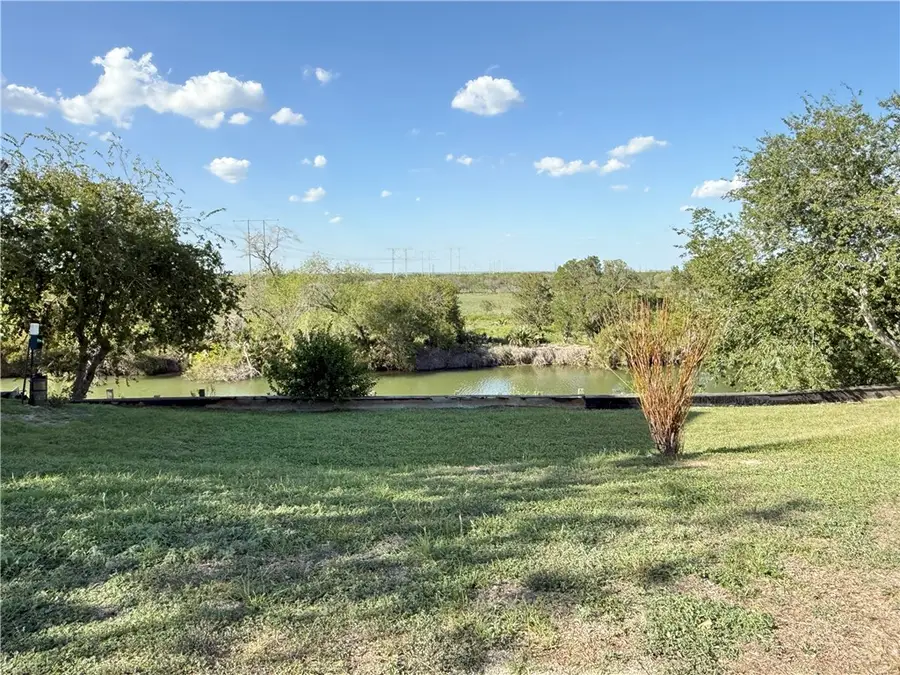 4401 River Valley Drive #201, Corpus Christi, TX 78410 - Image #2