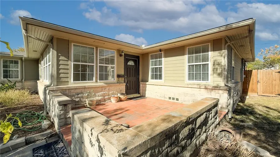 534 Harrison Street, Corpus Christi, TX 78404 - Image #3