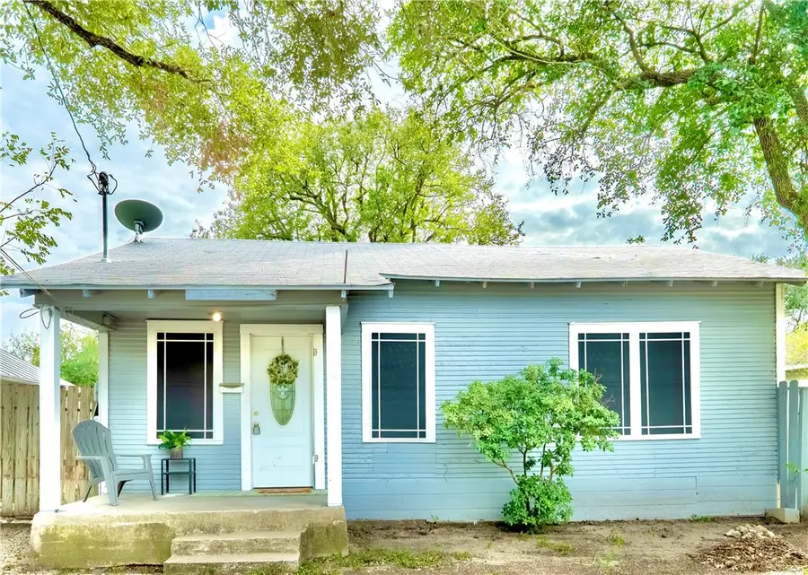 504 E 5th Street, Alice, TX 78332 - Image #2