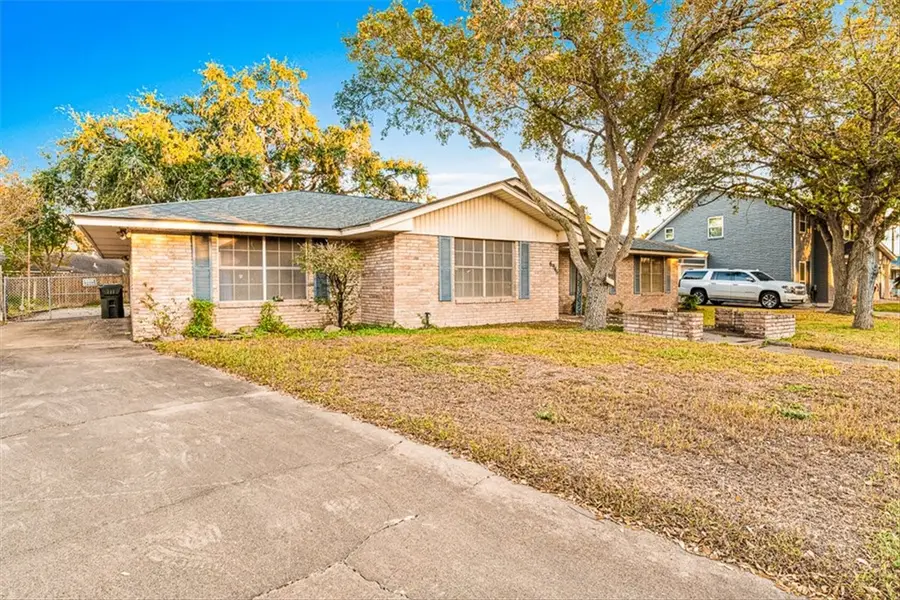 6946 Aswan Drive, Corpus Christi, TX 78412 - Image #2