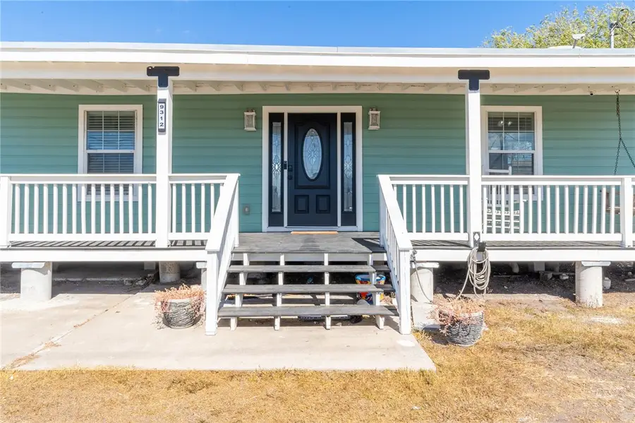 9312 Mcnorton Road, Corpus Christi, TX 78409 - Image #2