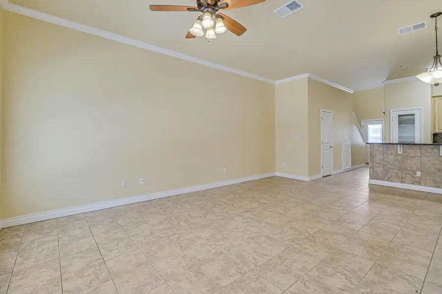 15118 Leeward Drive #103, Corpus Christi, TX 78418 - Image #3