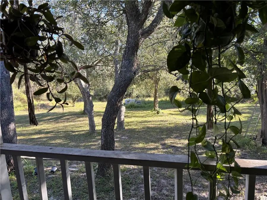 2168 River Oaks, Skidmore, TX 78389 - Image #3