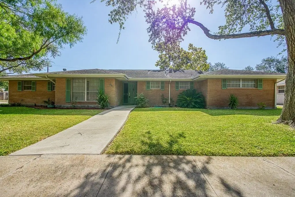 701 Brock Drive, Corpus Christi, TX 78412 - Image #1