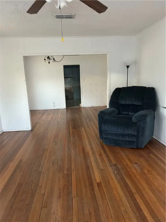 1041 E 5th Street, Alice, TX 78332 - Image #2