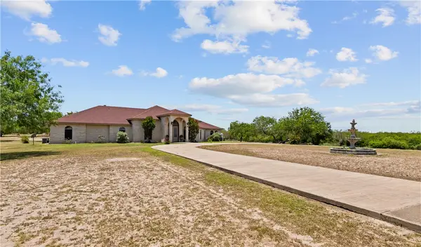 5763 Santa Isabelle Drive, Robstown, TX 78380