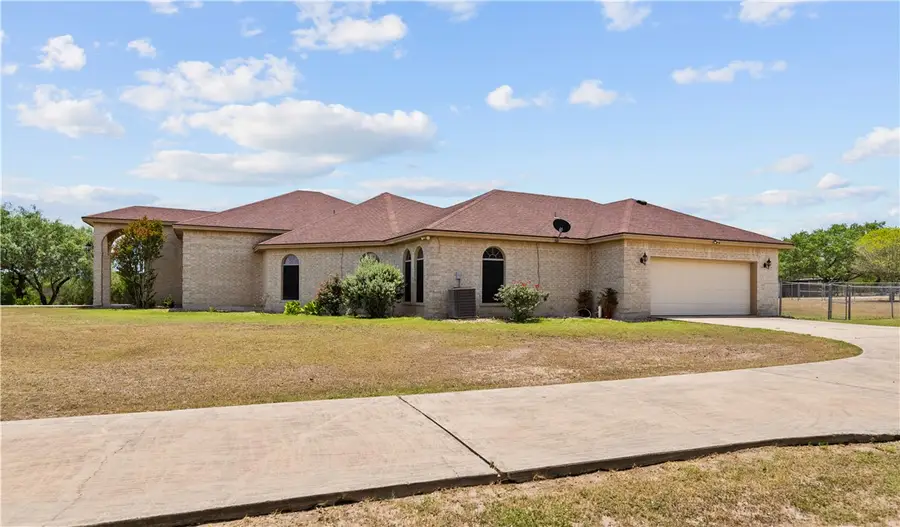 5763 Santa Isabelle Drive, Robstown, TX 78380 - Image #3