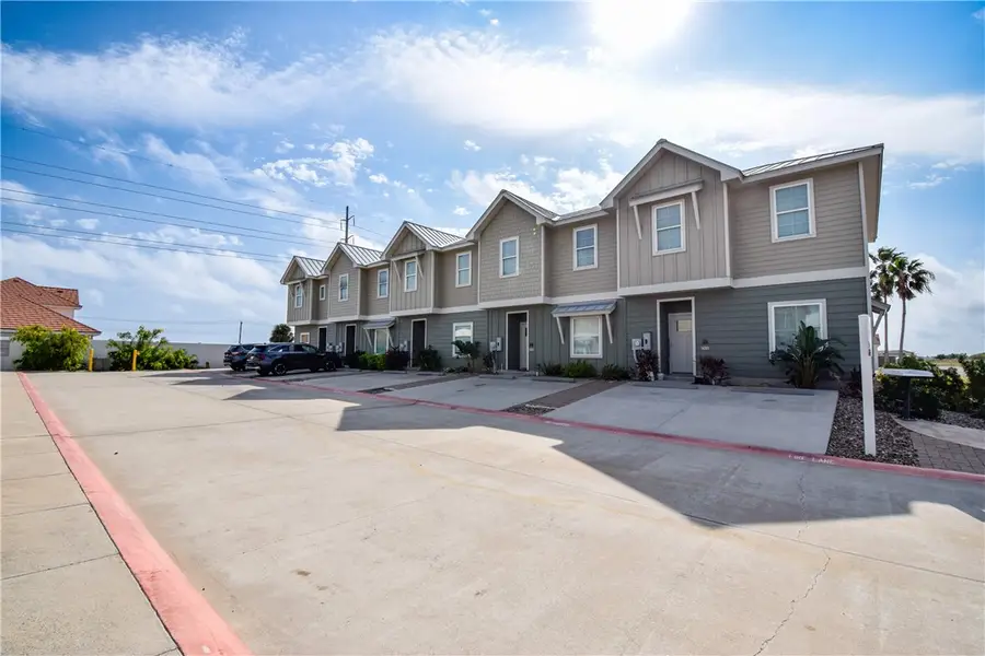 14303 Ridley Way, Corpus Christi, TX 78418 - Image #2