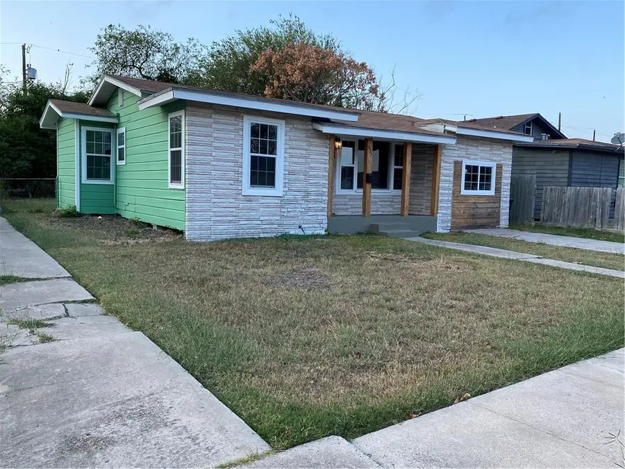 937 Nandina Drive, Corpus Christi, TX 78408 - Image #2