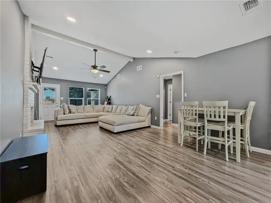 10514 Hemlock, Corpus Christi, TX 78410 - Image #3