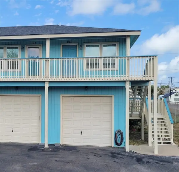 1809 Hillcrest, Rockport, TX 78382