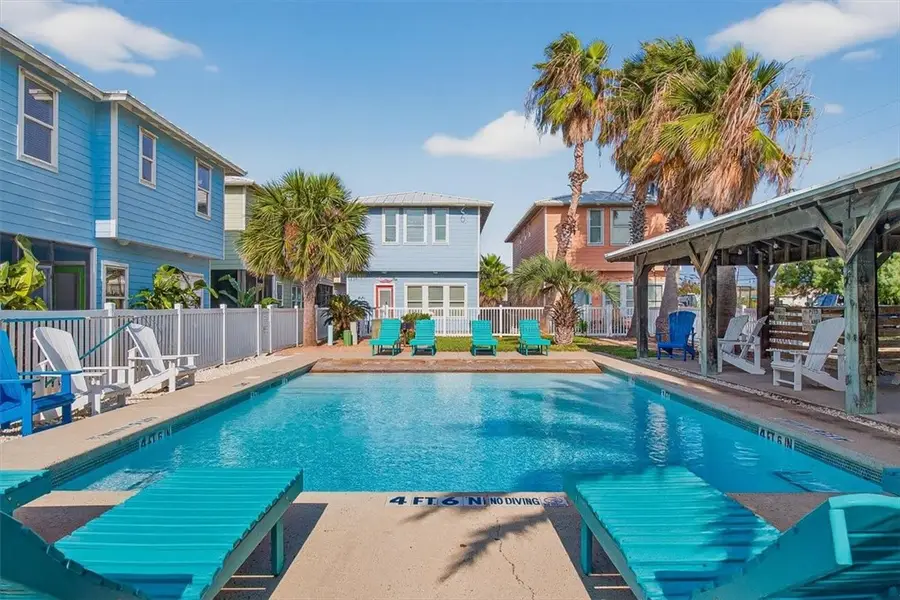 301 E Avenue C #5, Port Aransas, TX 78373 - Image #3