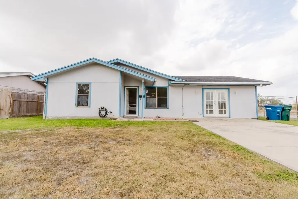 1401 Barcelona Drive, Corpus Christi, TX 78416 - Image #1