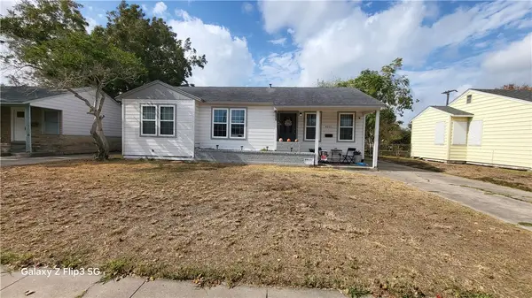 4221 Lowman Street, Corpus Christi, TX 78411