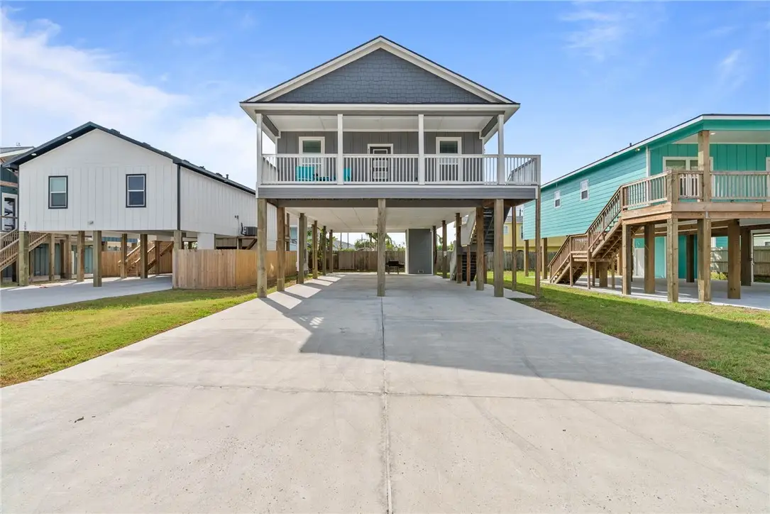 213 Las Palmas Drive, Corpus Christi, TX 78418 - Image #1