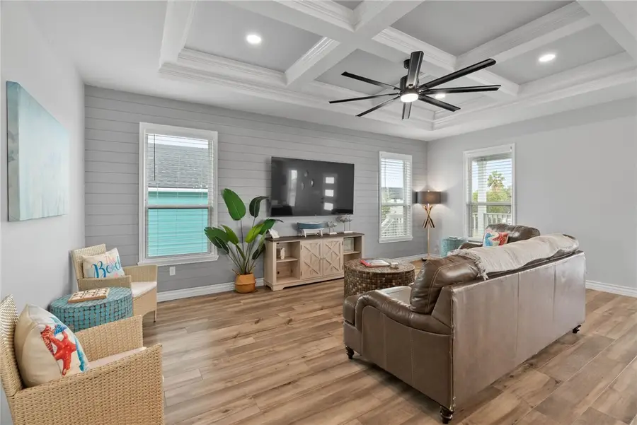 213 Las Palmas Drive, Corpus Christi, TX 78418 - Image #3