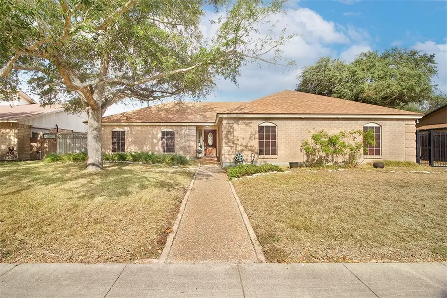 5938 Crooked Creek Drive, Corpus Christi, TX 78414 - Image #2