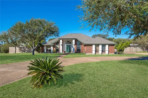 4187 Country Pl, Portland, TX 78374