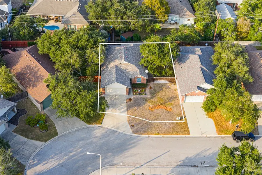 156 Whistlers Cove Road, Rockport, TX 78382 - Image #2
