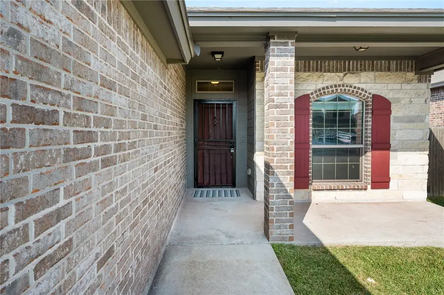 1032 Pasadena Street, Portland, TX 78374 - Image #3