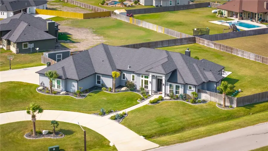 1350 Will Scarlet Court, Corpus Christi, TX 78415 - Image #2