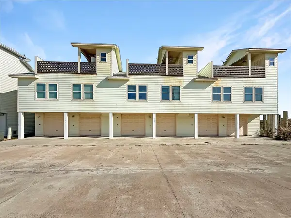 126 W Palm Beach Drive, Port Aransas, TX 78373