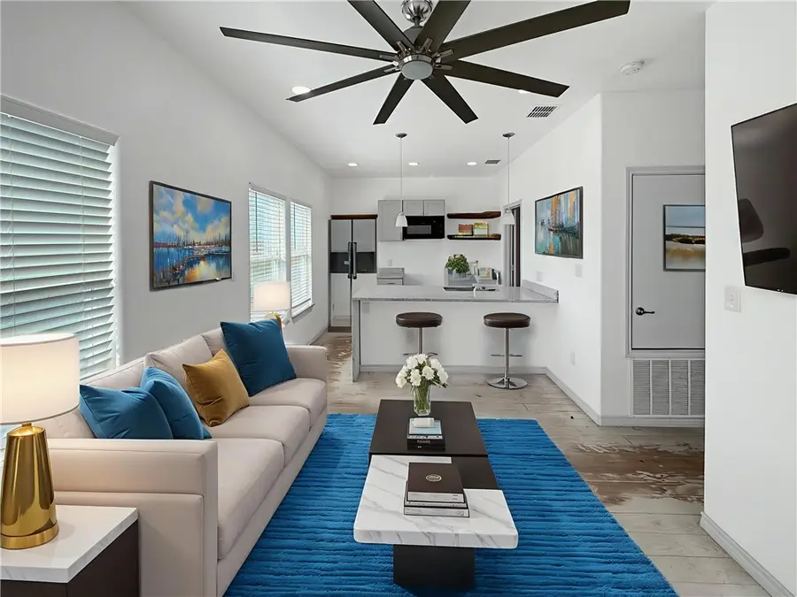 138 W Palm Beach, Port Aransas, TX 78373 - Image #2