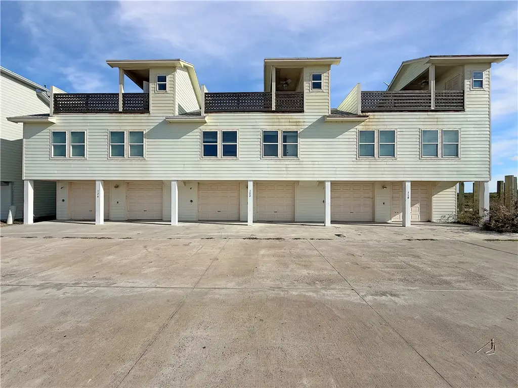 118 W Palm Beach Drive, Port Aransas, TX 78373 - Image #1