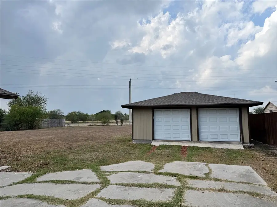 4609 Cornett Drive, Corpus Christi, TX 78410 - Image #2