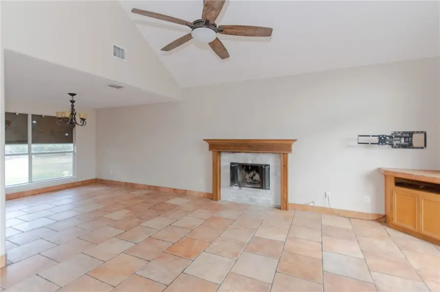 120 Presidio Drive, Portland, TX 78374 - Image #2