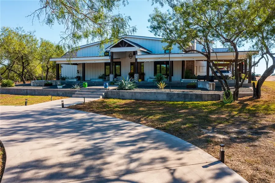 5133 County Road 95, Robstown, TX 78380 - Image #2