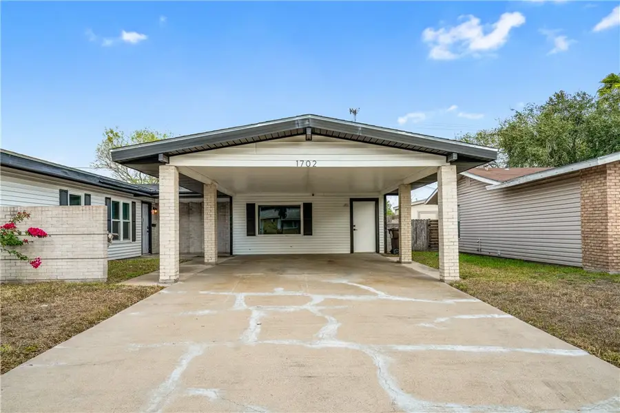 1702 Santa Fe Drive, Kingsville, TX 78363 - Image #2