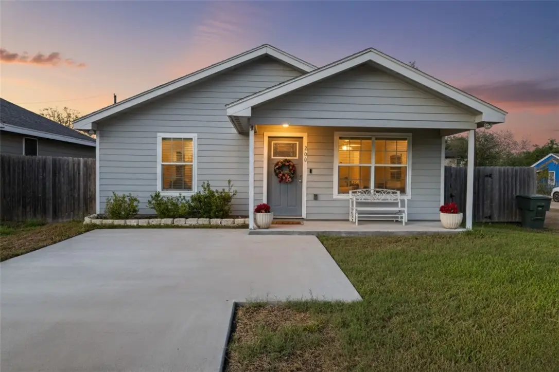 200 W 4th Street, Alice, TX 78332 - Image #1