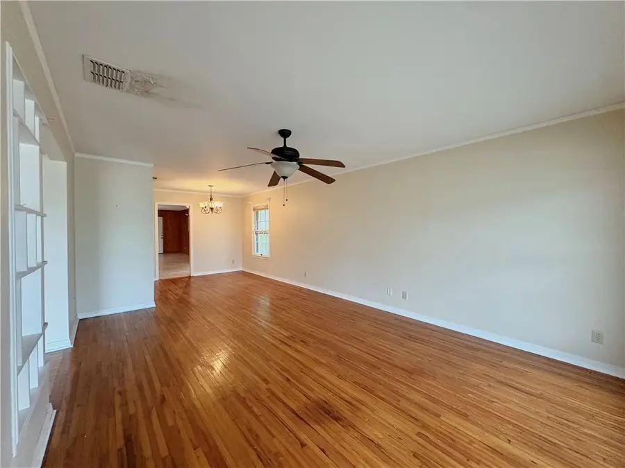 613 Brawner Parkway, Corpus Christi, TX 78411 - Image #2