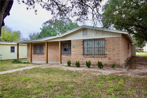 843 W H Avenue, Kingsville, TX 78363