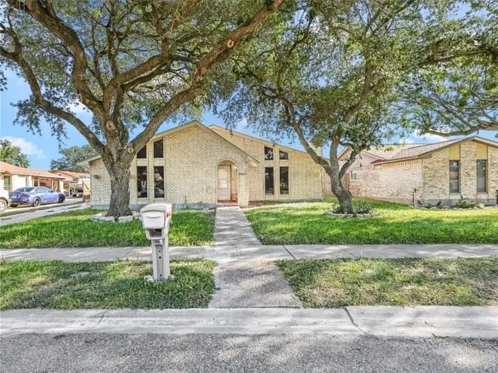 7405 Convair Drive, Corpus Christi, TX 78412 - Image #1