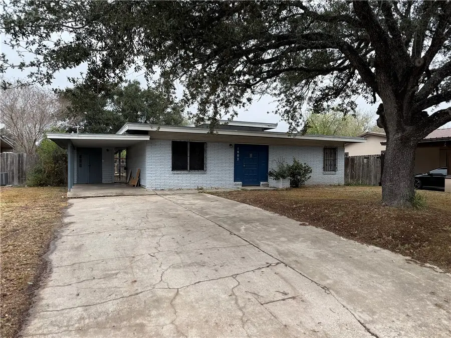 1807 Cenesia Street, Alice, TX 78332 - Image #2